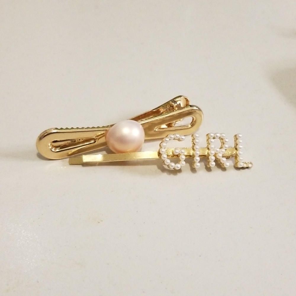 🎉SALE 3 SETS FOR $15 🎉 Hair clips